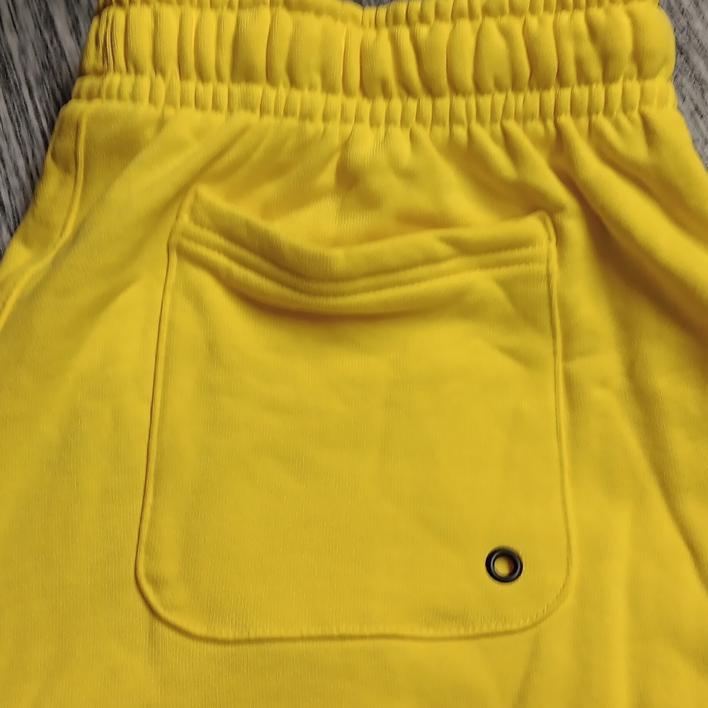 Nike Shorts - Picture 3 of 7